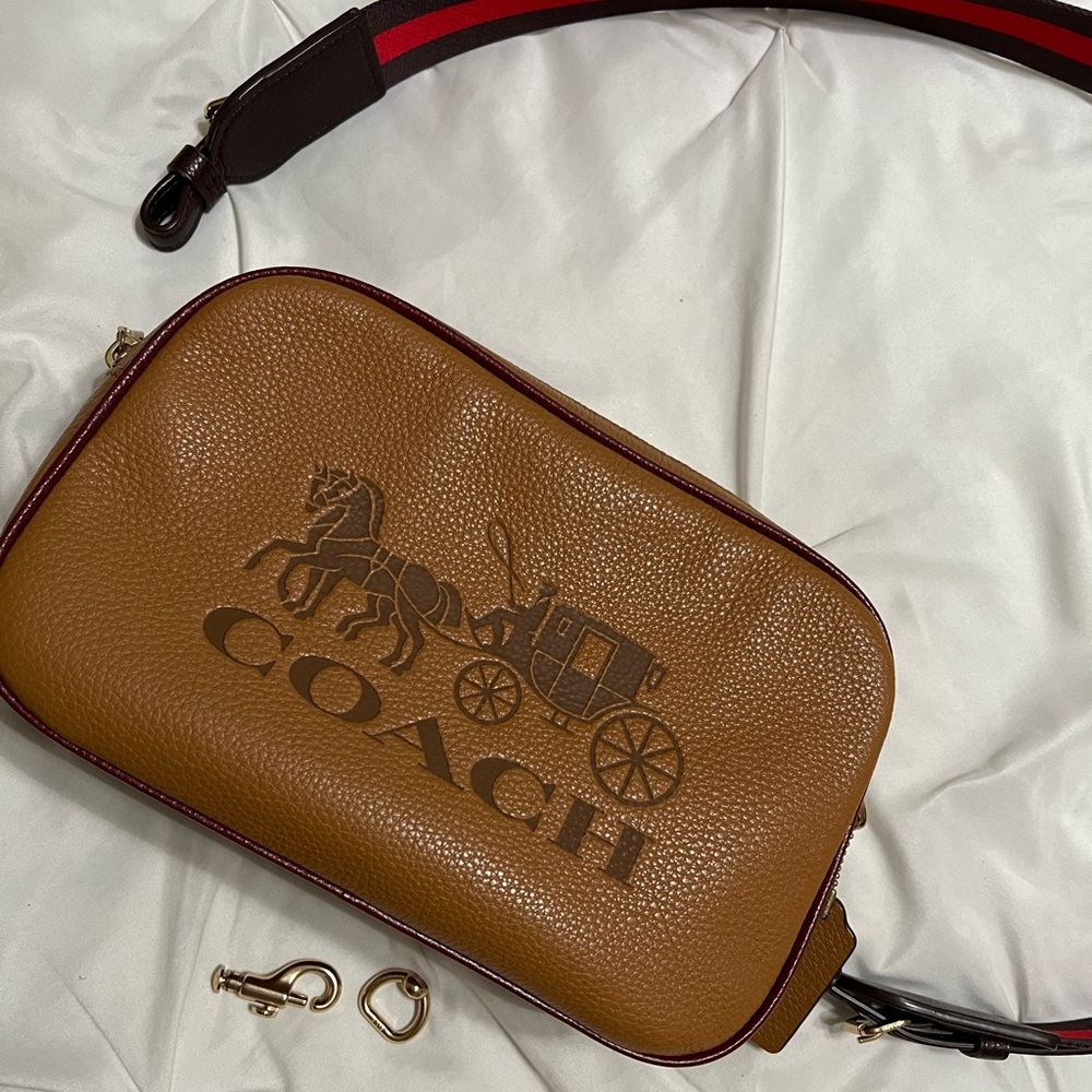 Like New Coach Camera crossbody